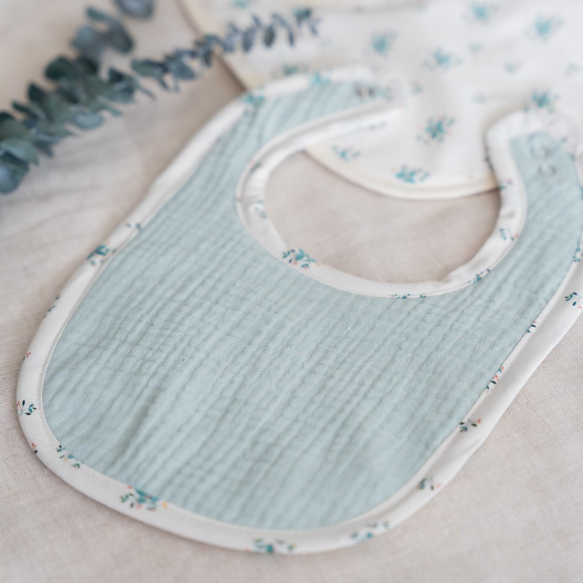 Babero Dusty Green