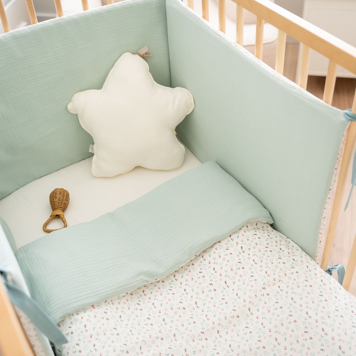 Protector cuna Green Breeze & Dusty Green